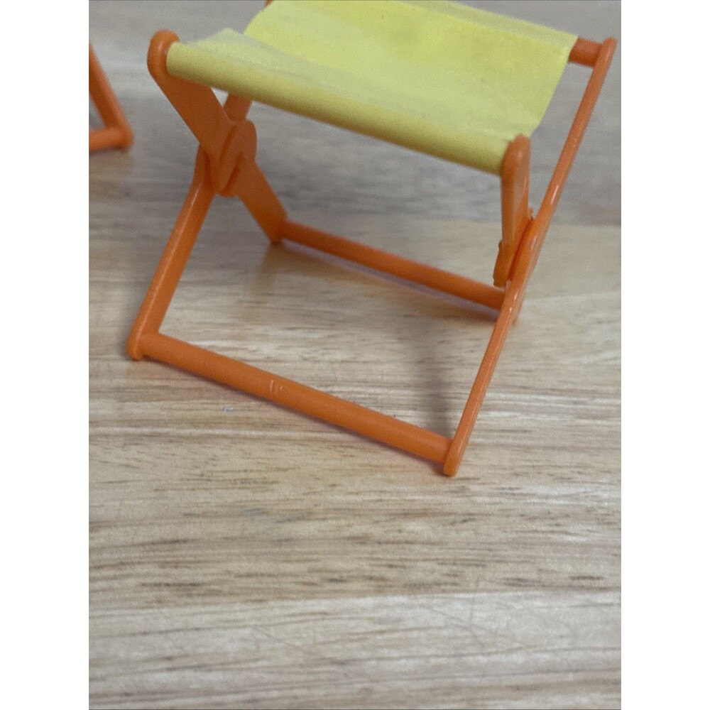 Vtg Barbie Orange & Yellow Camping Out Chairs Sleeping Bags Chaise Lounge - Picture 11 of 12